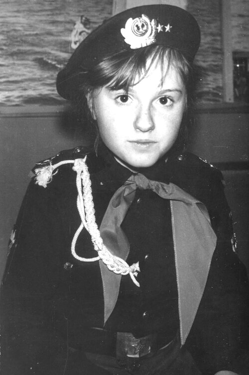 1990-03 Головина Света